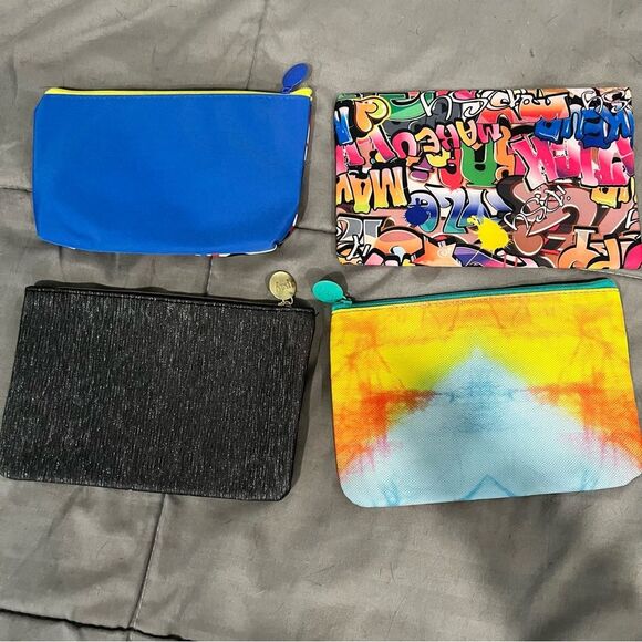 Ipsy Set of 4 Makeup Cosmetic Pouch Zippered Bags - Picture 2 of 2